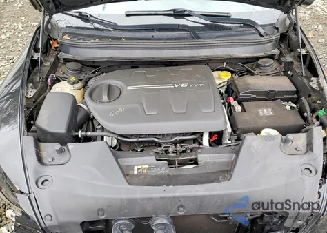 2015 Jeep Cherokee Latitude z USA, uszkodzony, nr VIN 1C4PJMCS5FW789302